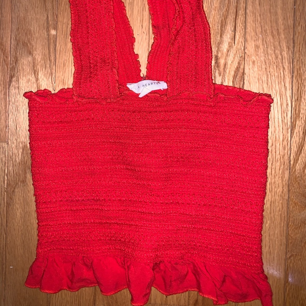 La hearts / pacsun  smocked red top